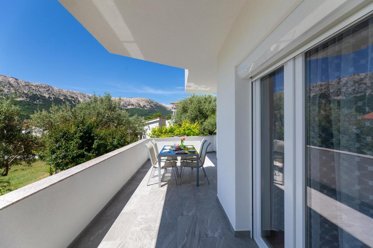Apartments Lucija Baška Eksteriør billede