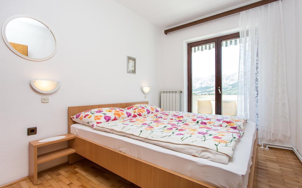 Apartments Lucija Baška Eksteriør billede